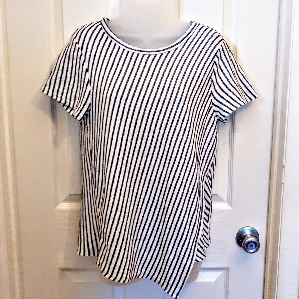 Le Lis Short Sleeve White/Navy Striped Top